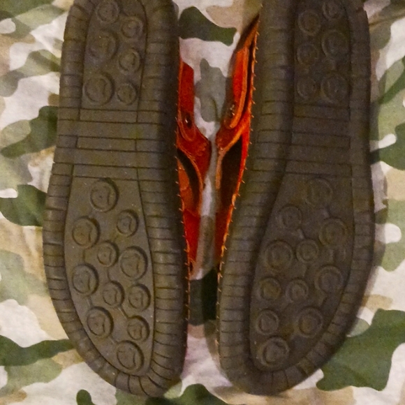 Fashion HSY. Men's sandals handcrafted size 11 orange in color - Picture 6 of 9